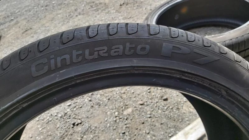 Гуми Летни 235/40R19, снимка 7 - Гуми и джанти - 29279089