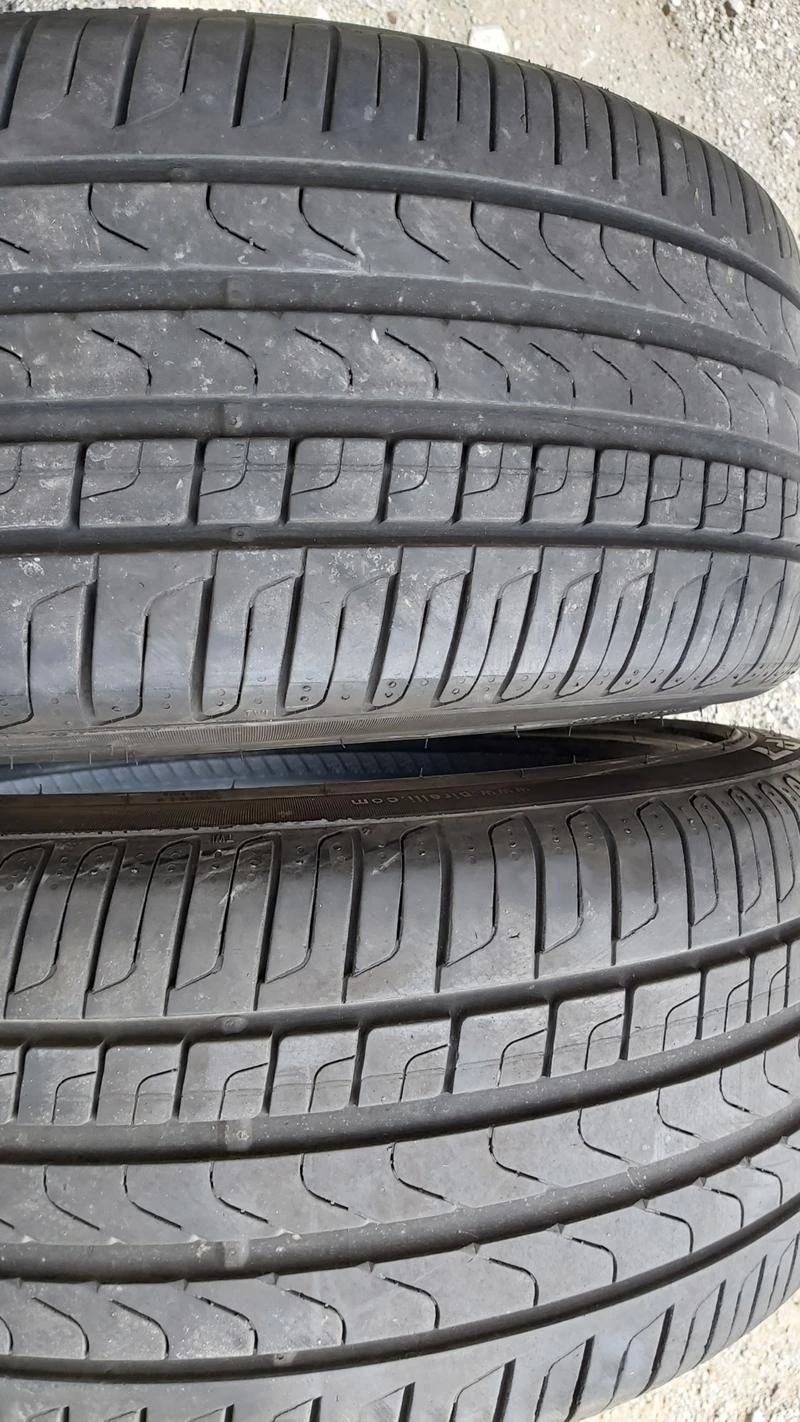 Гуми Летни 235/40R19, снимка 2 - Гуми и джанти - 29279089