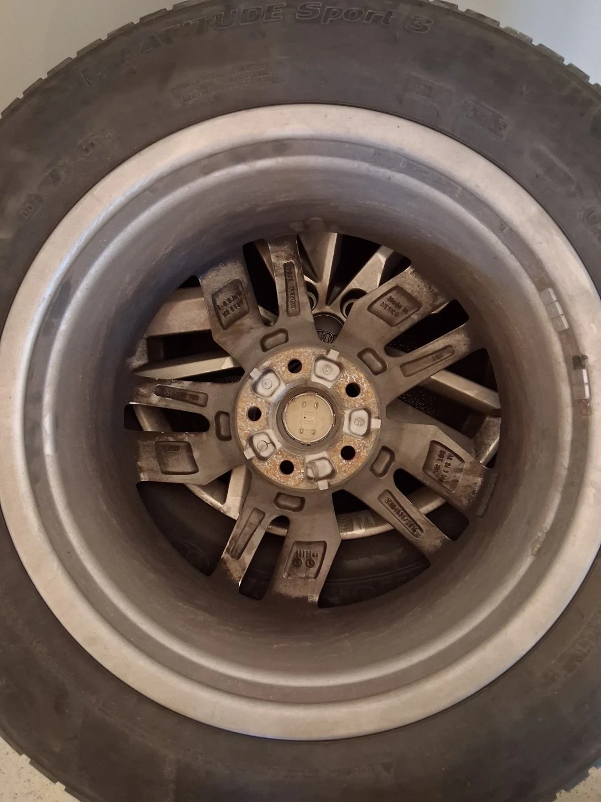 Гуми с джанти Michelin 235/60R18, снимка 2 - Гуми и джанти - 54280796