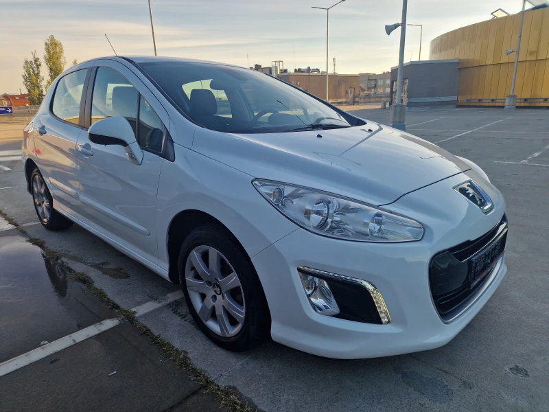 Peugeot 308 1.6 e-HDI, снимка 3 - Автомобили и джипове - 47431595