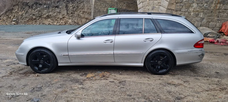 Mercedes-Benz E 320 Е320 204hp, снимка 5 - Автомобили и джипове - 47701379