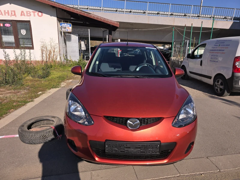 Mazda 2 1.3перфектна, снимка 1 - Автомобили и джипове - 47913309