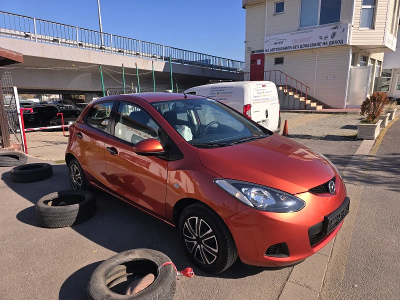 Mazda 2 1.3перфектна, снимка 3 - Автомобили и джипове - 47913309