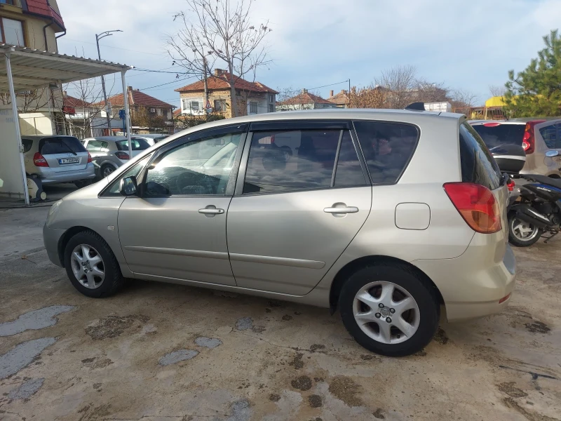 Toyota Corolla verso 1, 6 бензин/газ, снимка 3 - Автомобили и джипове - 48074178