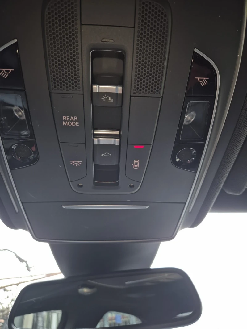 Audi A8 3.0 L, снимка 8 - Автомобили и джипове - 51991919