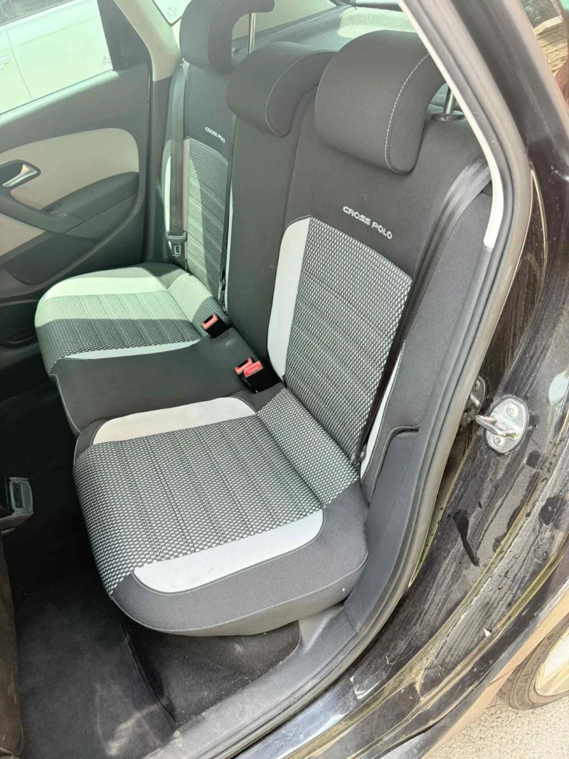 VW Polo cross, снимка 5 - Автомобили и джипове - 52508370