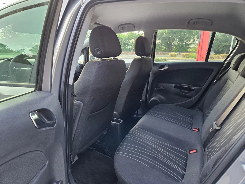 Opel Corsa 1.3, 75к.с., 134х.км.!!!, снимка 8 - Автомобили и джипове - 51222348