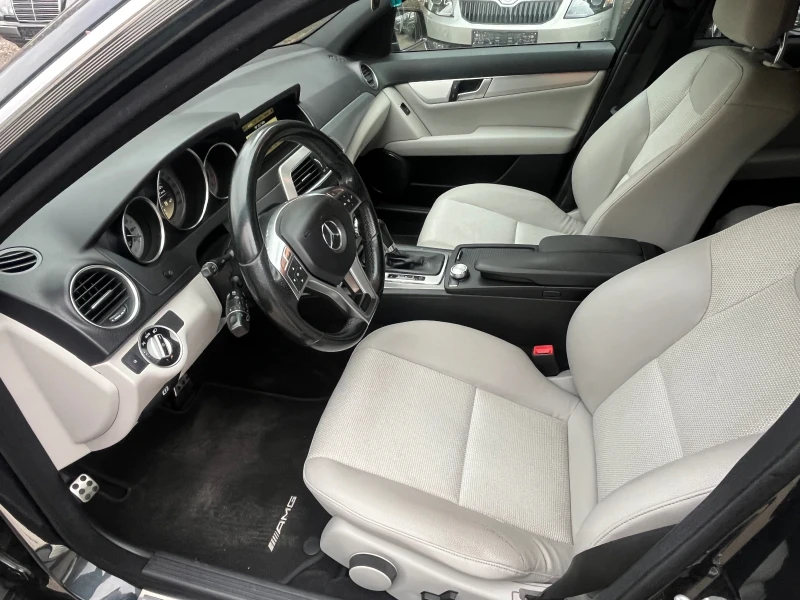 Mercedes-Benz C 200 CGI AMG, снимка 8 - Автомобили и джипове - 51843344