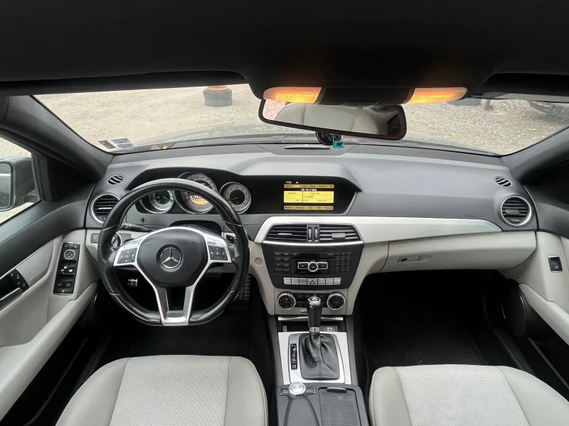 Mercedes-Benz C 200 CGI AMG, снимка 10 - Автомобили и джипове - 51843344