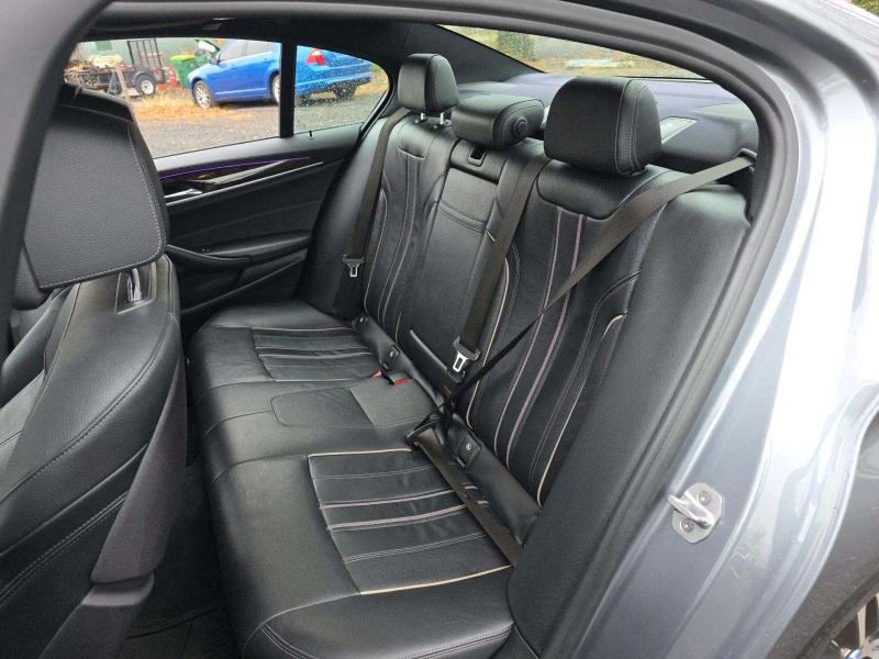 BMW 540 * CARFAX* БЕЗ ПЪРВОНАЧАЛНА* , снимка 10 - Автомобили и джипове - 52744644