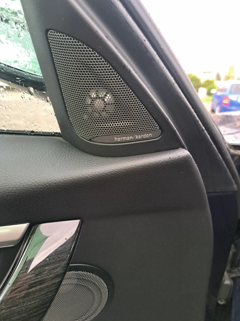 BMW 330 Като нова.79000км.X-DRIVE M ПАКЕТ, снимка 6 - Автомобили и джипове - 53343700