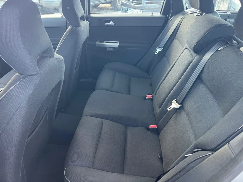 Volvo V50 2.4i* АВТОМАТИК* ШВЕЙЦАРИЯ* , снимка 10 - Автомобили и джипове - 53454665