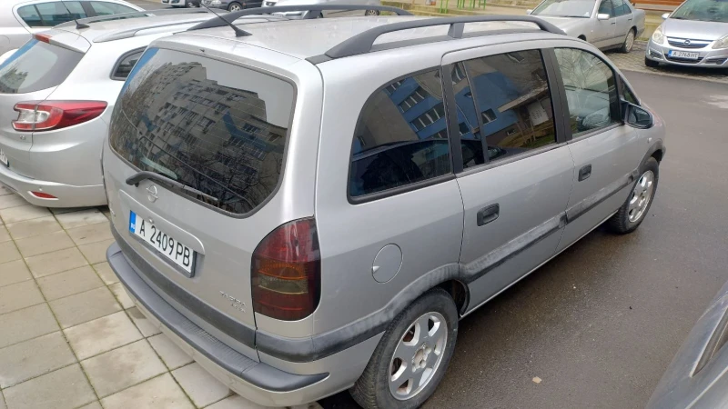 Opel Zafira, снимка 4 - Автомобили и джипове - 53514827