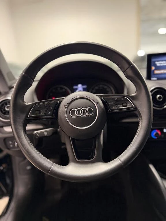 Audi A3 40* АВТО КРЕДИТ* ЦЕНА ДО БГ * Сервизна история *  - изображение 10