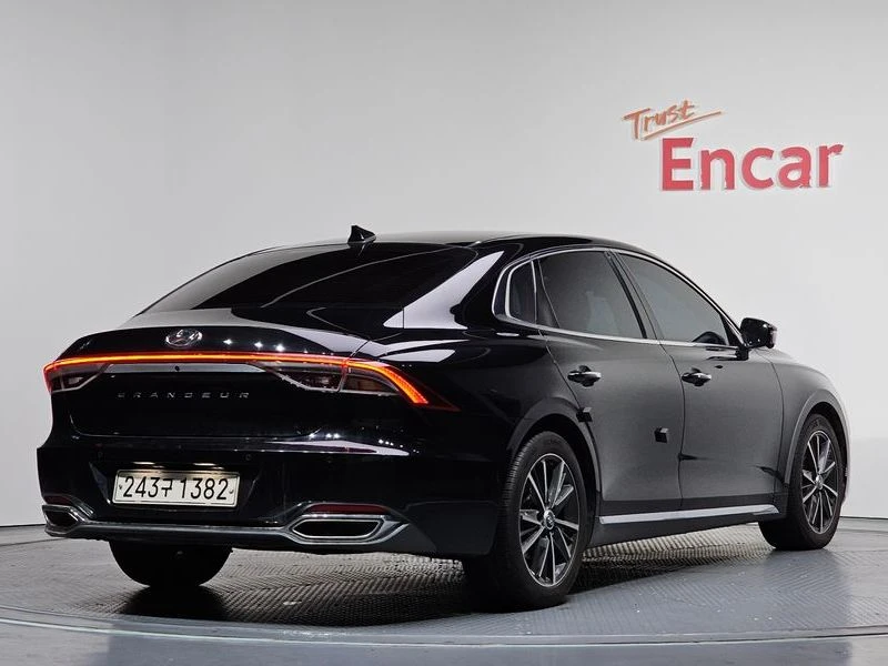 Hyundai Grandeur 3.3 Automatic, снимка 3 - Автомобили и джипове - 55656059