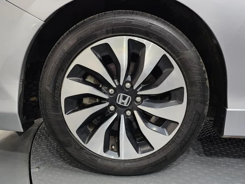 Honda Accord 2.0 Hybrid - САМО 30% АВАНС!, снимка 9 - Автомобили и джипове - 55936572