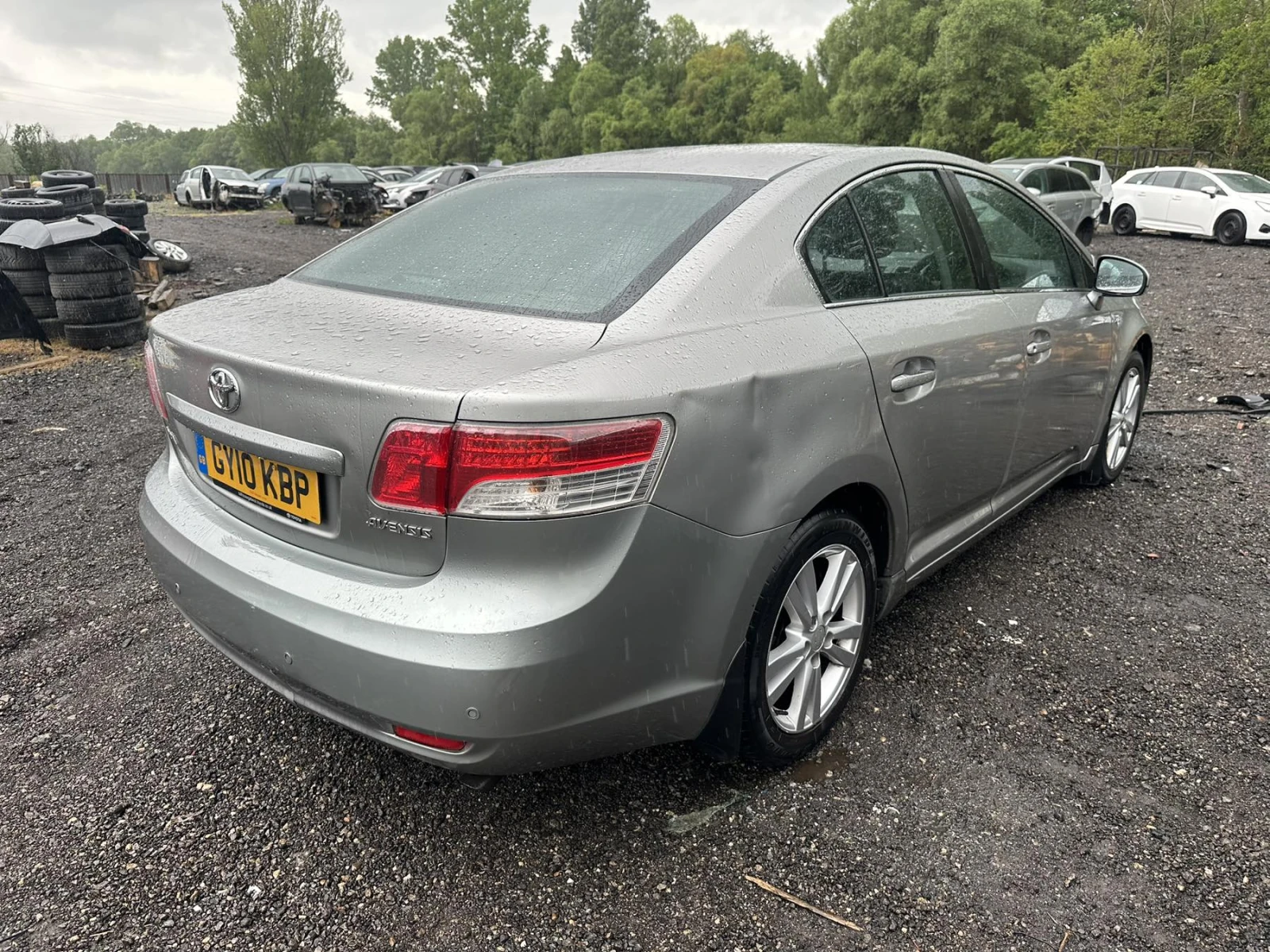 Toyota Avensis 2. 2 дизел (D-CAT, 177 к. с АВТОМАТ. НА ЧАСТИ, снимка 2 - Автомобили и джипове - 52982431
