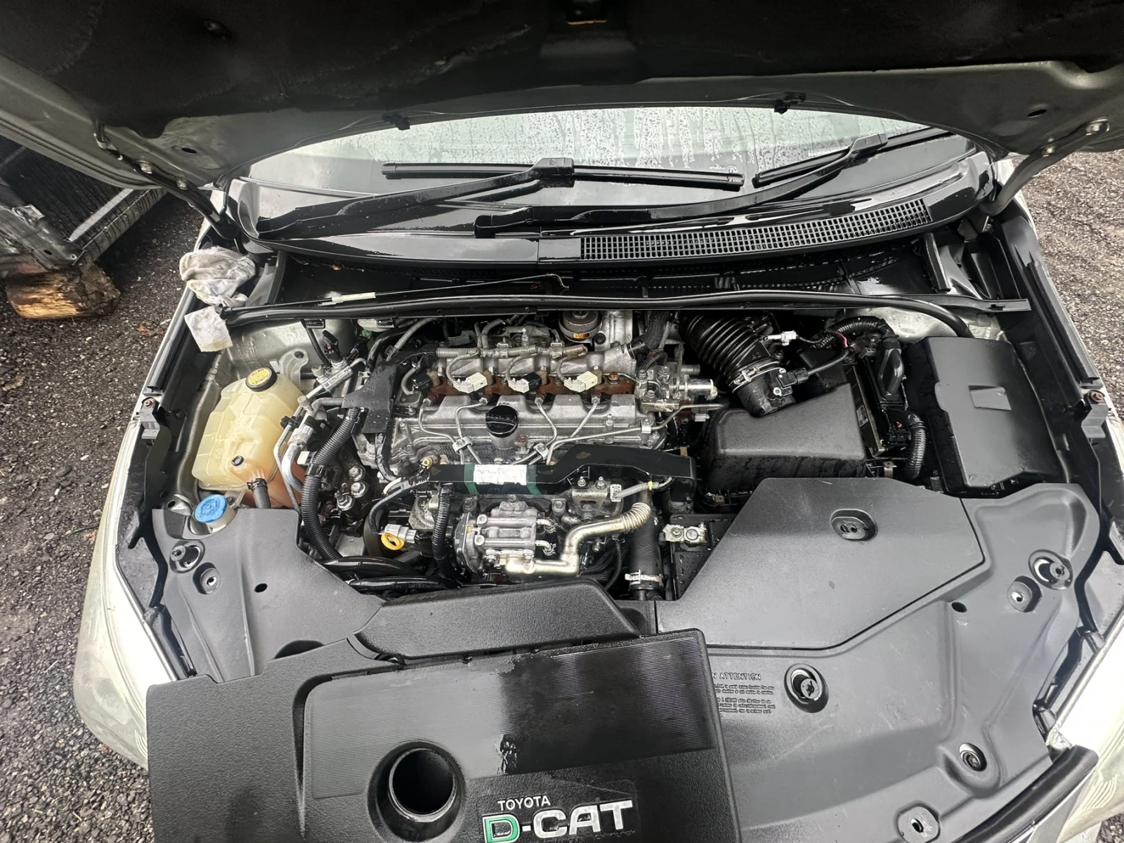 Toyota Avensis 2. 2 дизел (D-CAT, 177 к. с АВТОМАТ. НА ЧАСТИ, снимка 17 - Автомобили и джипове - 52982431