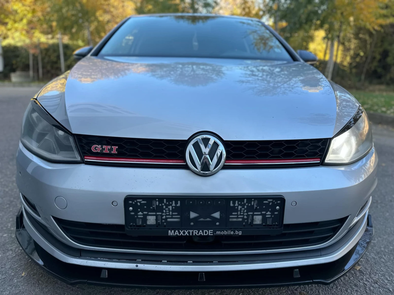 VW Golf 1.2TSI / GTI OPTIC / РЕГИСТРИРАН - изображение 2