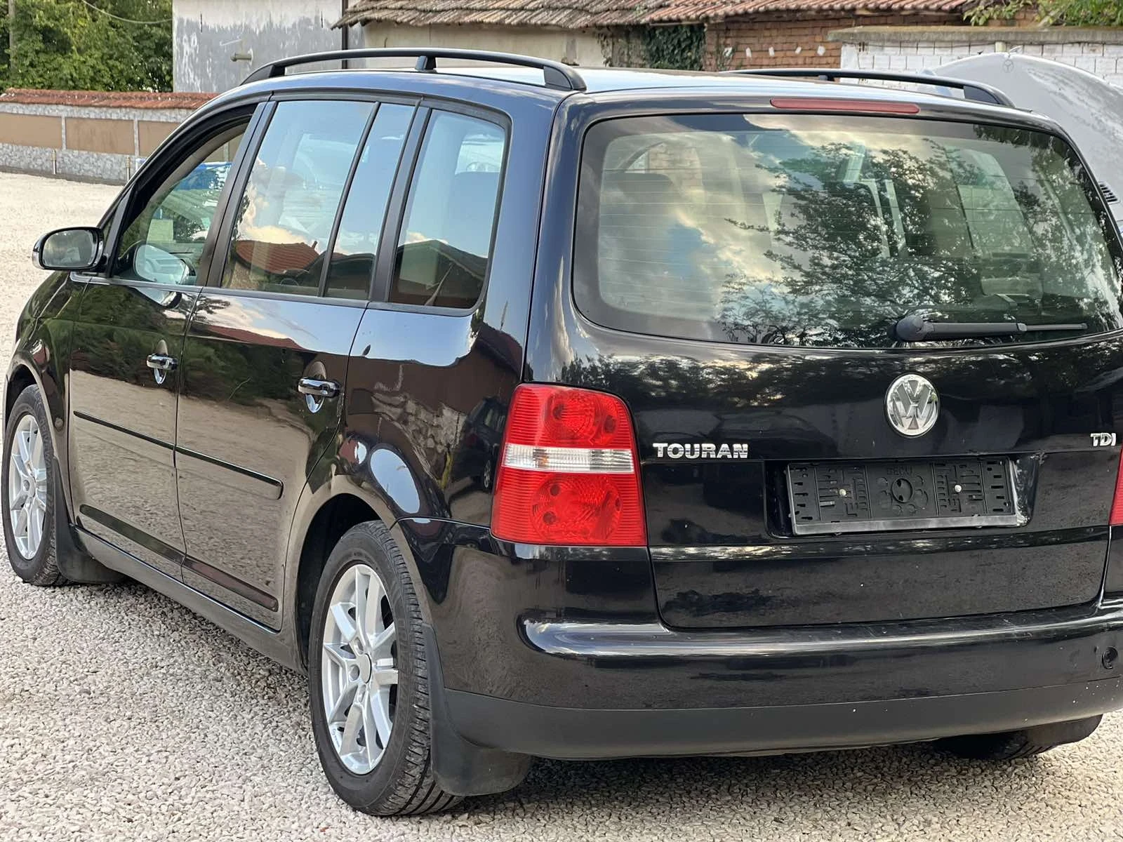 VW Touran  Бартер 0878888857  1.9 tdi dsg 7 места 105 к.с - изображение 8