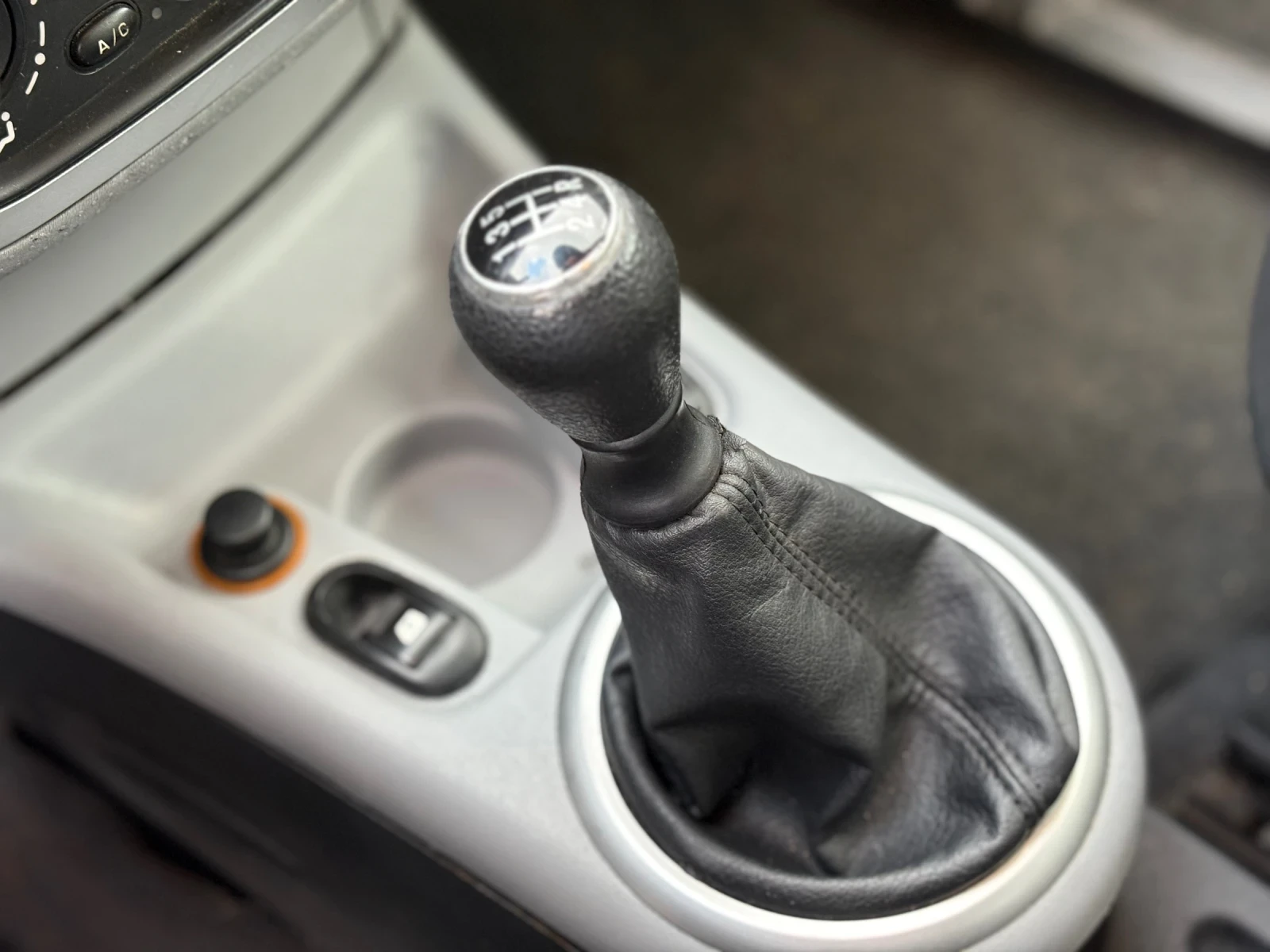 Citroen C3 pluriel 1.4 i - изображение 10