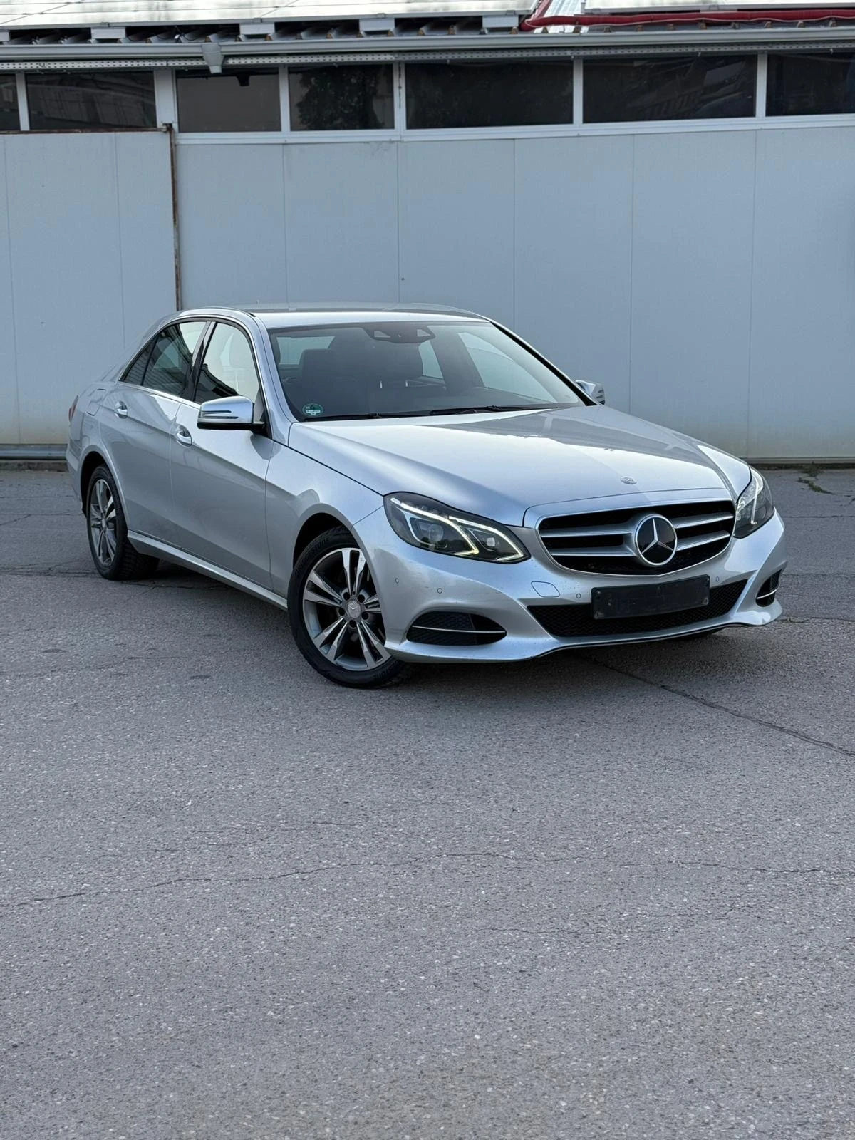 Mercedes-Benz E 350 BlueTec Avangard - изображение 2