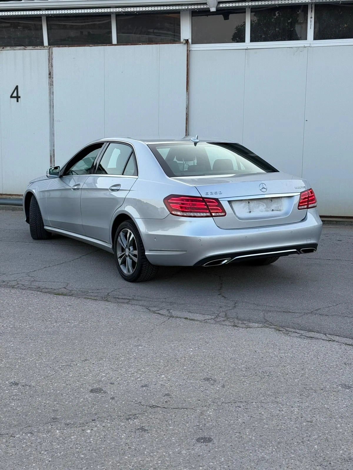 Mercedes-Benz E 350 BlueTec Avangard - изображение 6