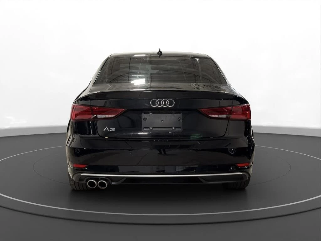 Audi A3 40* АВТО КРЕДИТ* ЦЕНА ДО БГ * Сервизна история *  - изображение 6