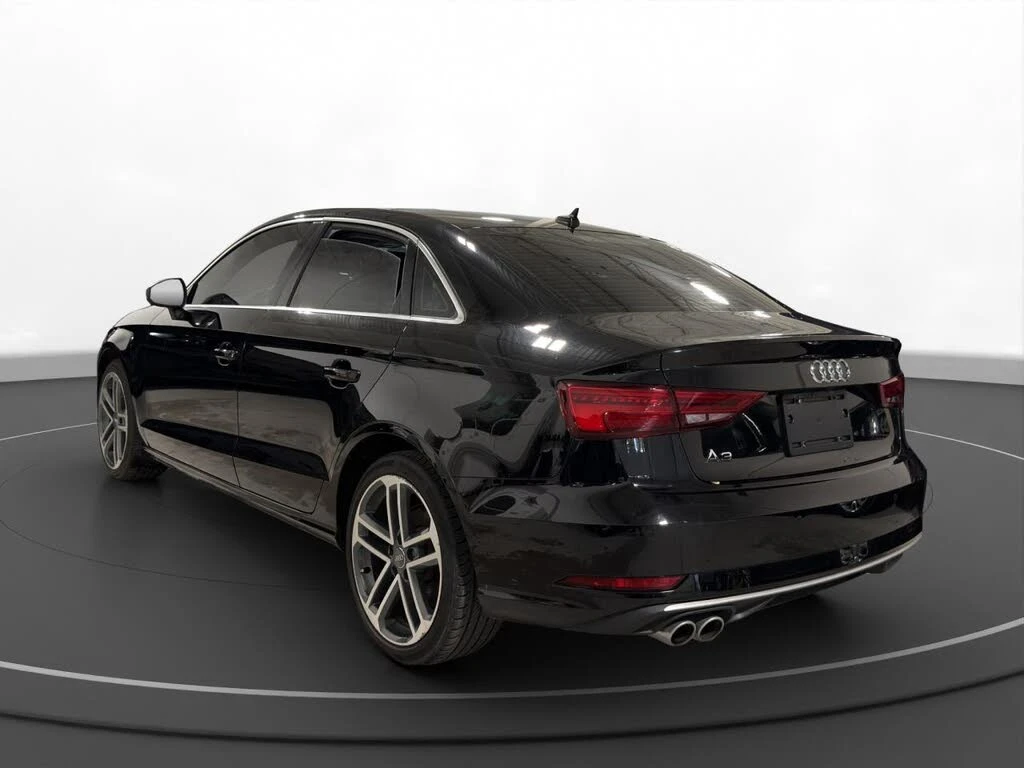 Audi A3 40* АВТО КРЕДИТ* ЦЕНА ДО БГ * Сервизна история *  - изображение 5