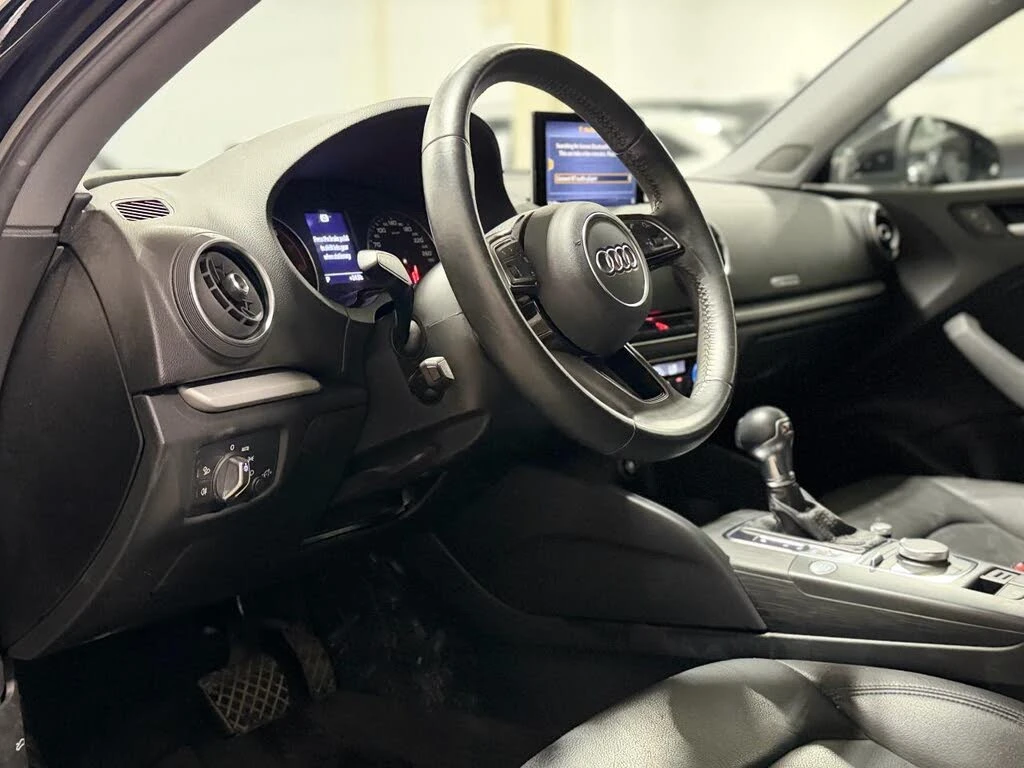 Audi A3 40* АВТО КРЕДИТ* ЦЕНА ДО БГ * Сервизна история *  - изображение 8