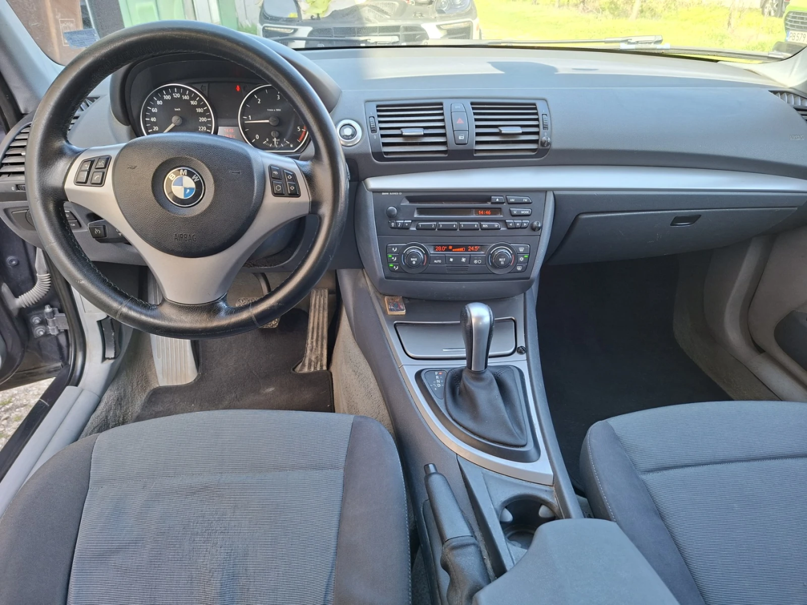BMW 120 D, снимка 10 - Автомобили и джипове - 53855272