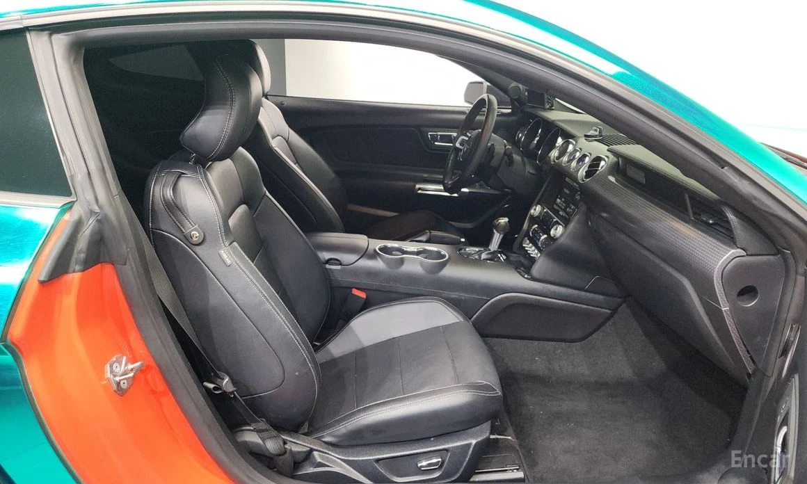 Ford Mustang * 2.3* ECOBOOST* КОЖА* ПОДГРЕВ* , снимка 12 - Автомобили и джипове - 54083558