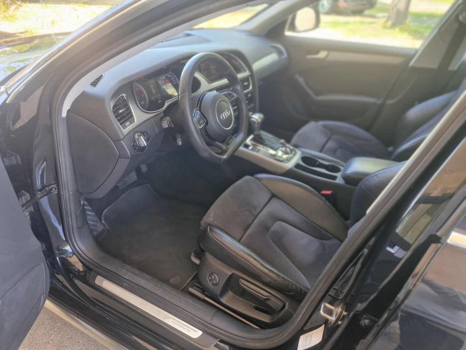 Audi A4 Allroad 2.0 TDI 177ks FACELIFT, снимка 9 - Автомобили и джипове - 54431257