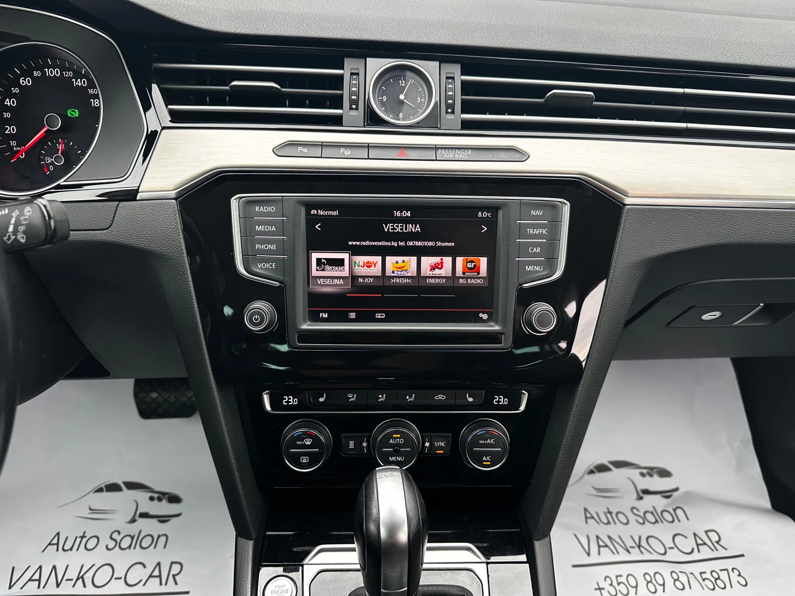 VW Passat 2.0TDI 150к.с DSG* Highline* Led* Full* , снимка 13 - Автомобили и джипове - 54484988