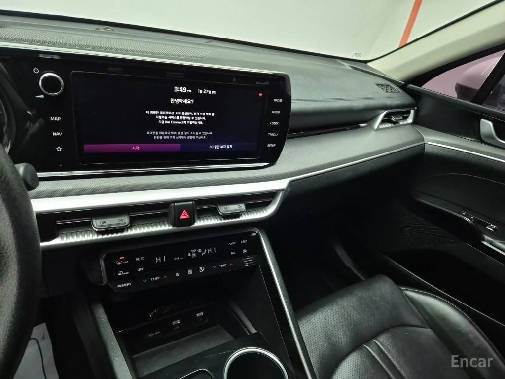 Kia K5 2.0 Trendy* ПОДГРЕВ* КАМЕРА* KEYLESS* КРАЙНА ЦЕНА*, снимка 9 - Автомобили и джипове - 54497474