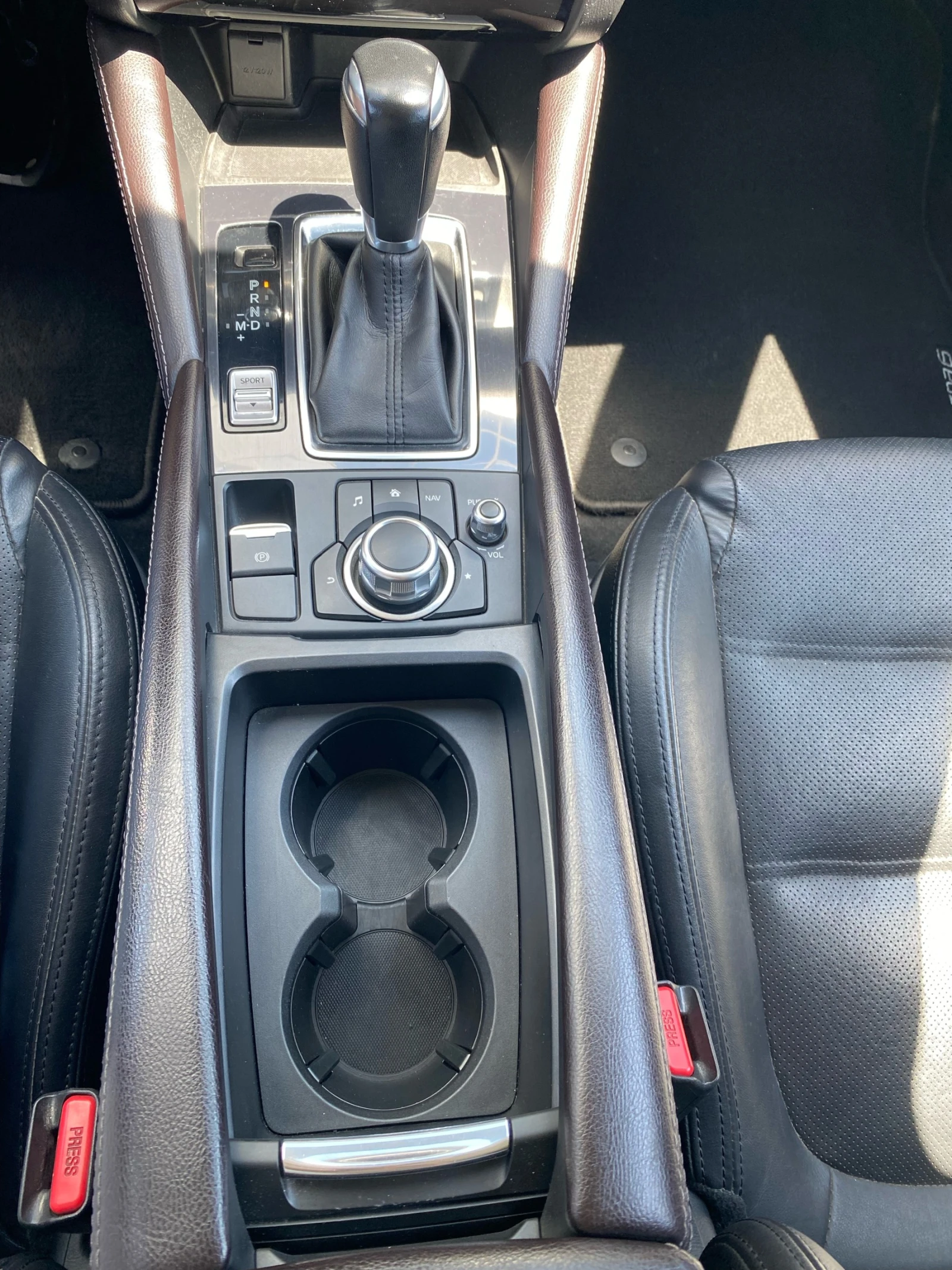 Mazda 6 ULTIMATE, снимка 10 - Автомобили и джипове - 54668873