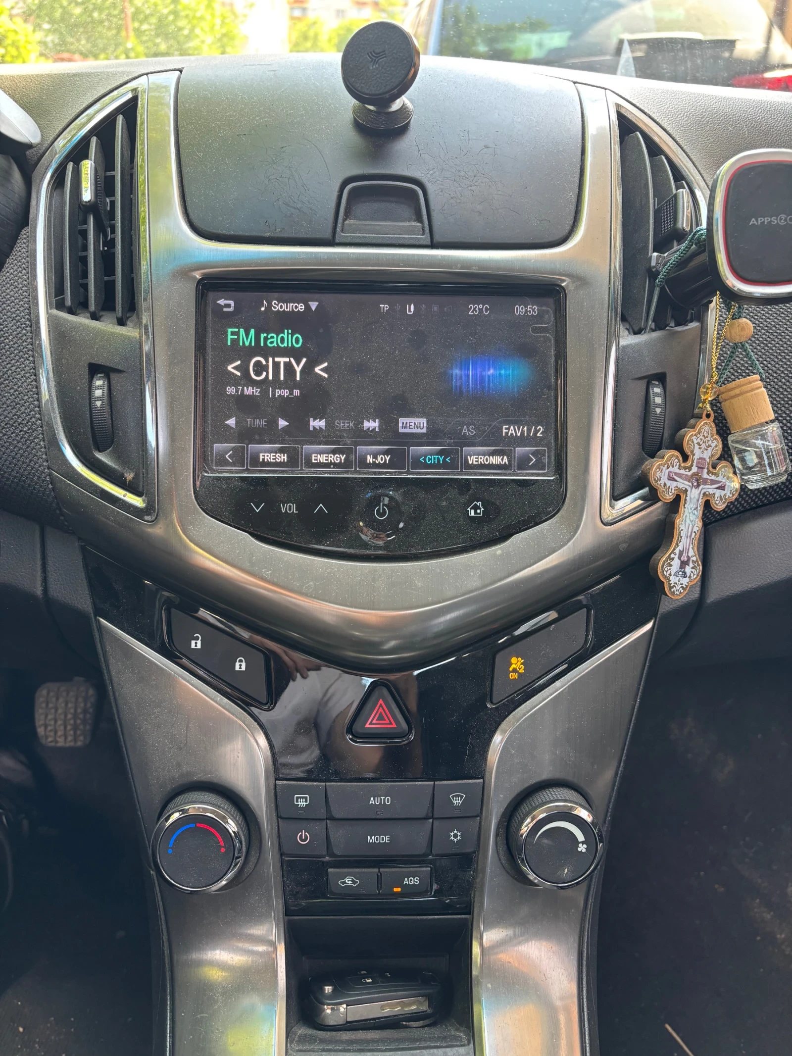 Chevrolet Cruze, снимка 12 - Автомобили и джипове - 54726614