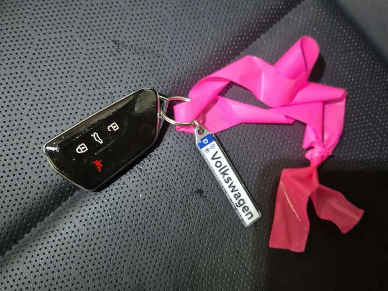 VW ID.4 PRO S PLUS| MEMORY| ПОДГРЕВ| ПАНО| 360CAM| , снимка 17 - Автомобили и джипове - 54789194
