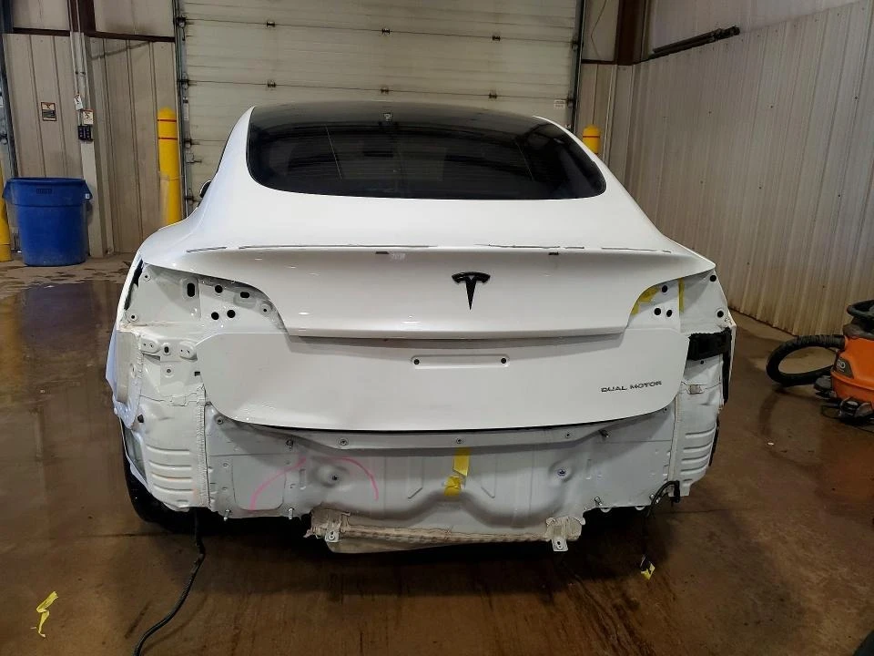 Tesla Model 3, снимка 6 - Автомобили и джипове - 54818790