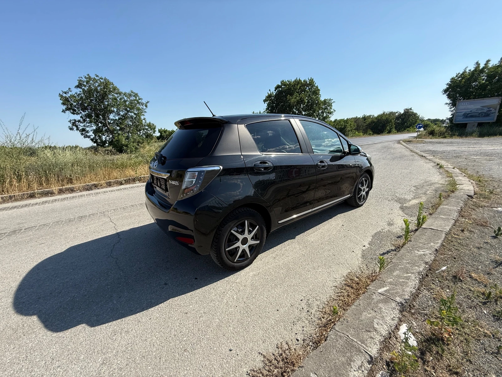 Toyota Yaris TREND EDITION ШВЕЙЦАРИЯ, снимка 3 - Автомобили и джипове - 55108081