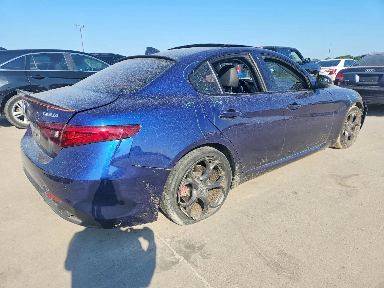 Alfa Romeo Giulia 2.0l Ti, снимка 3 - Автомобили и джипове - 55586535