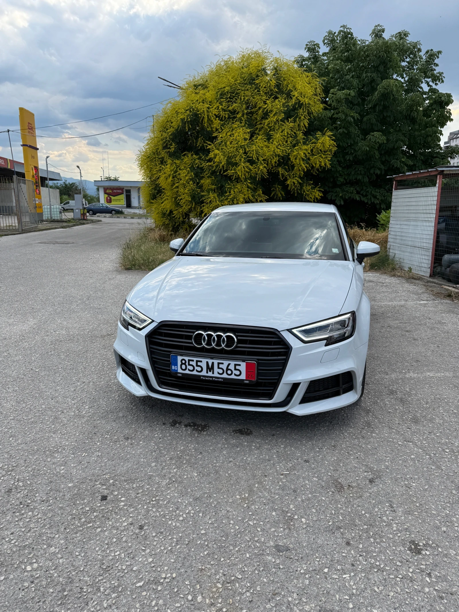 Audi A3 3S-line/ел.табло/напълно обслужен 