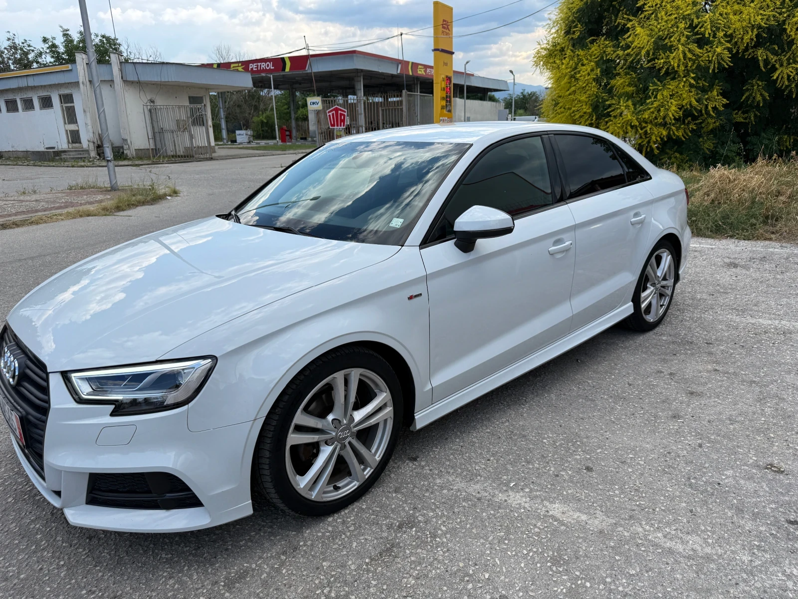 Audi A3 3S-line/ел.табло/напълно обслужен , снимка 4 - Автомобили и джипове - 55660543