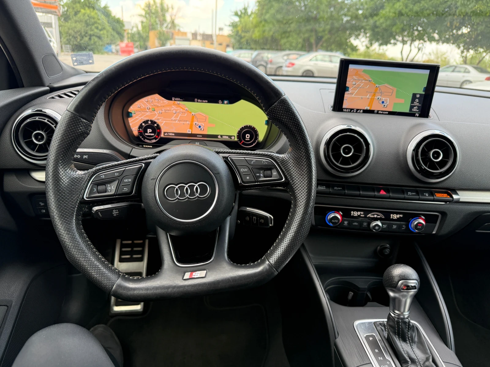 Audi A3 3S-line/ел.табло/напълно обслужен , снимка 7 - Автомобили и джипове - 55660543