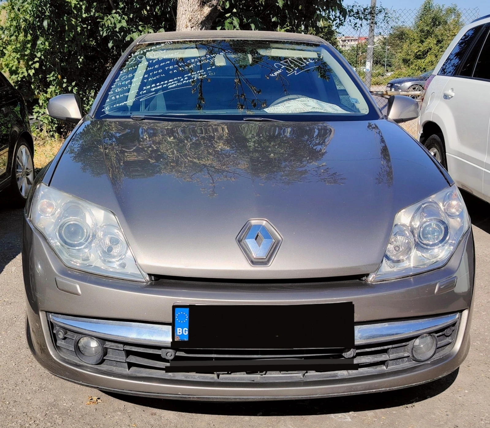 Renault Laguna 2.0DCI/INITIALE, снимка 3 - Автомобили и джипове - 55691086