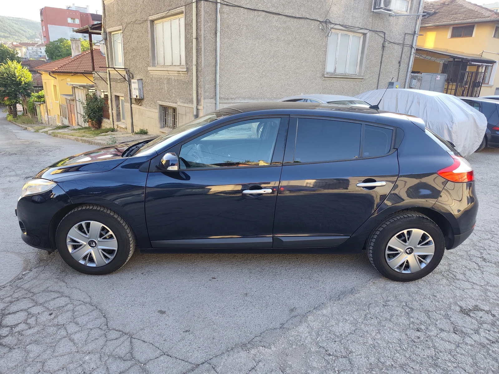Renault Megane 1.4 130к.с. бензин, снимка 8 - Автомобили и джипове - 55780322