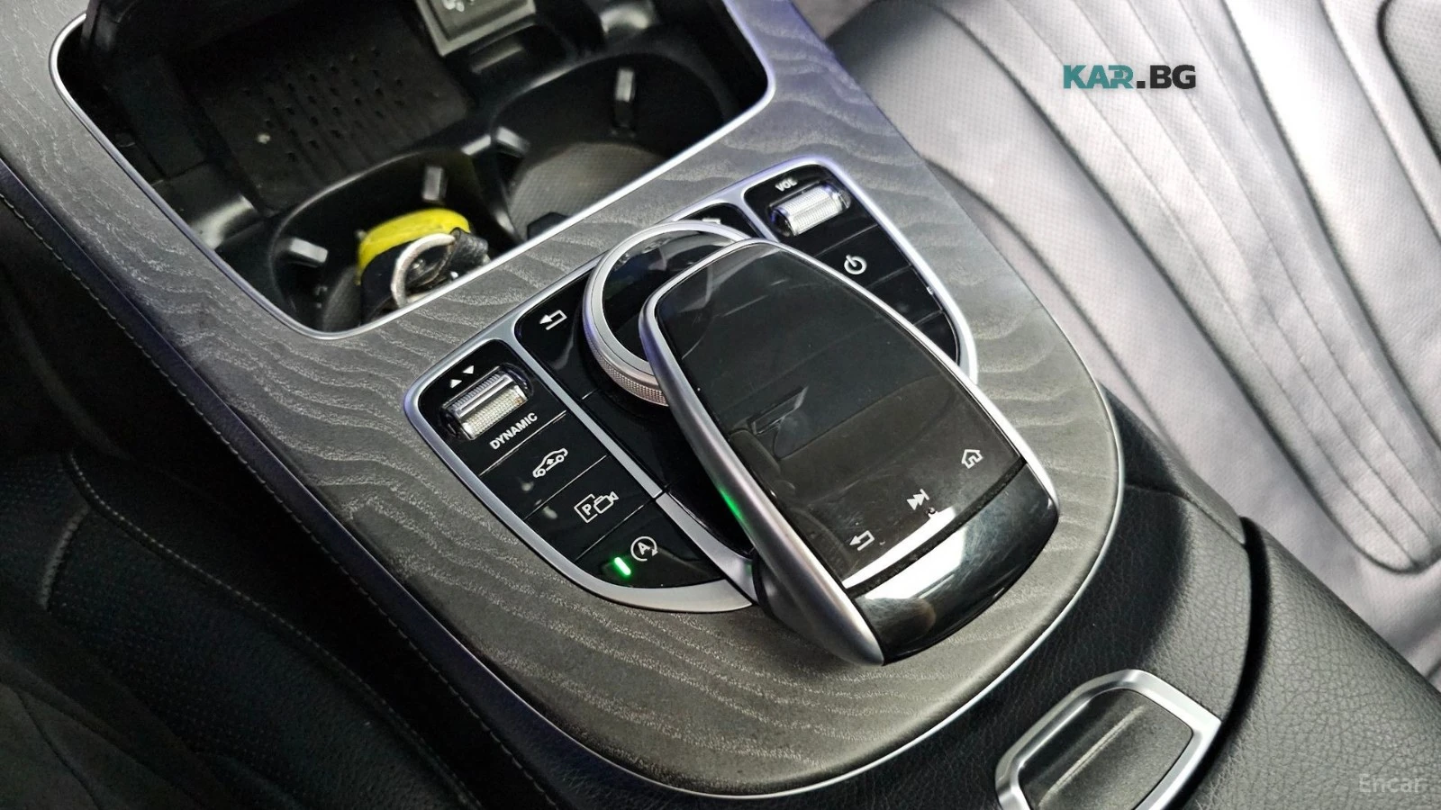 Mercedes-Benz CLS 400 4MATIC* DISTRONIC* ПОДГРЕВ* ОБДУХ* 360* ХЕДЪП* , снимка 14 - Автомобили и джипове - 55921626