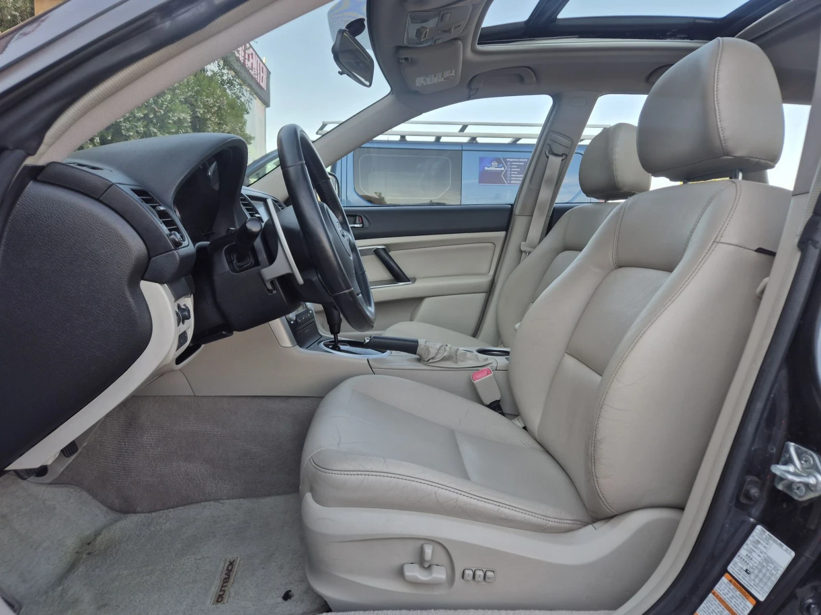 Subaru Outback 3.0-Н6/FACE/SUISSE , снимка 11 - Автомобили и джипове - 56299695