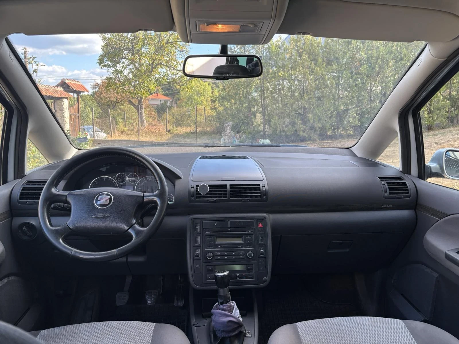Seat Alhambra, снимка 8 - Автомобили и джипове - 56567132