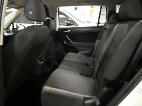 VW Tiguan Без Инцидент * Carplay * Подгрев * , снимка 11